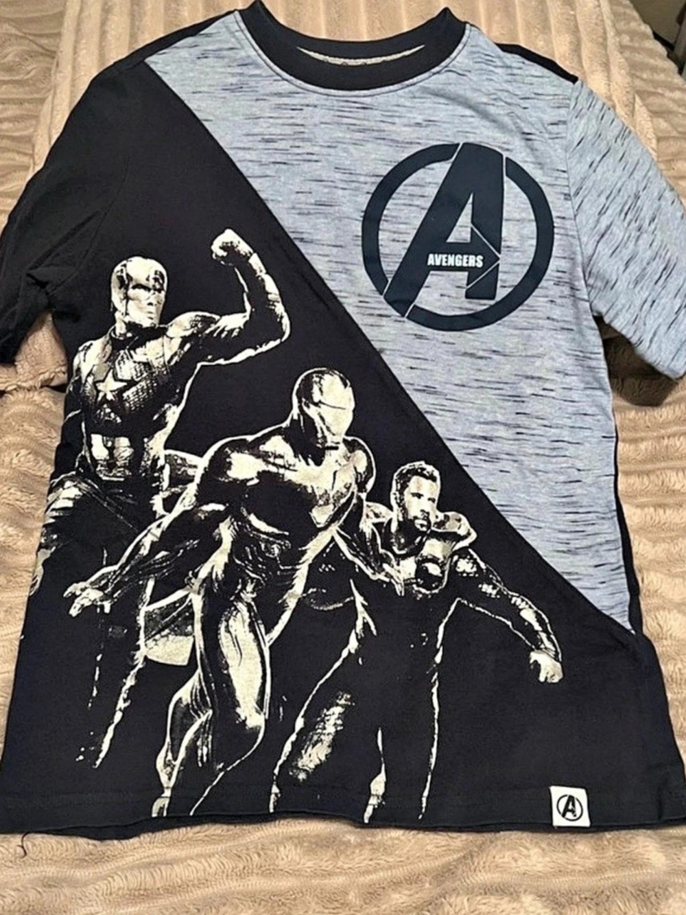 Marvel Avengers Endgame Hero Graphic Tee